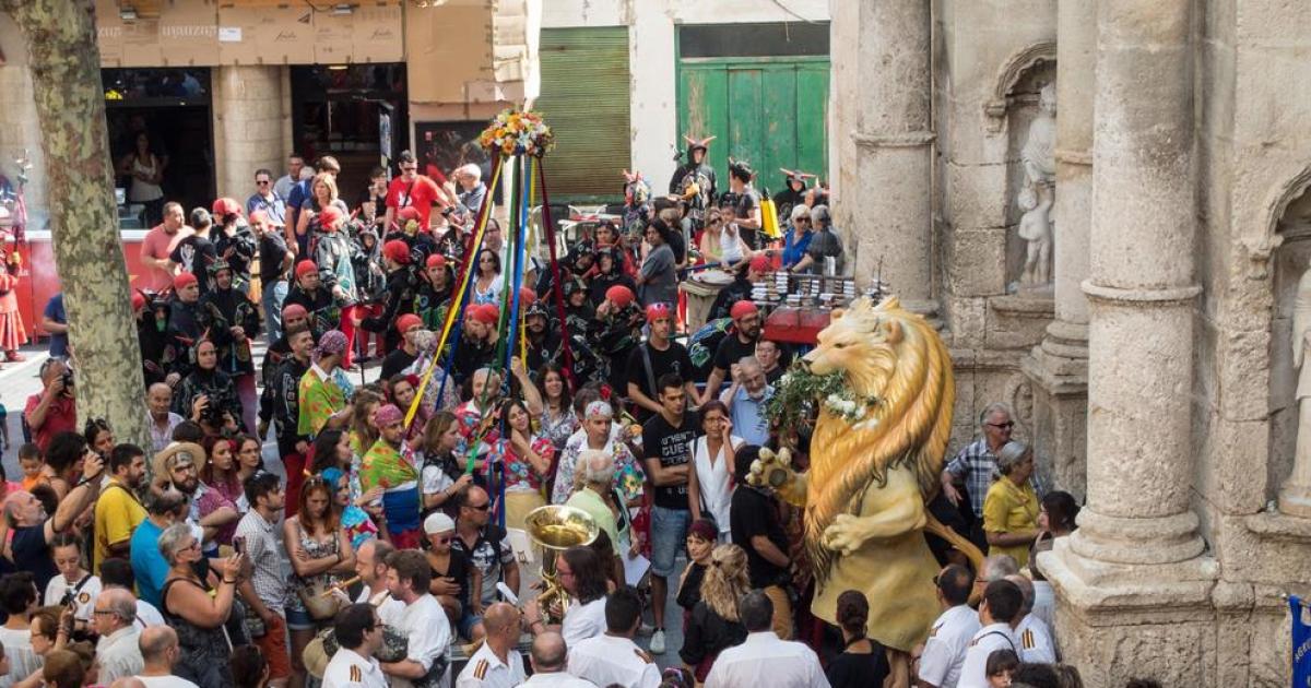 El Vendrell Es Vesteix De Festa Major