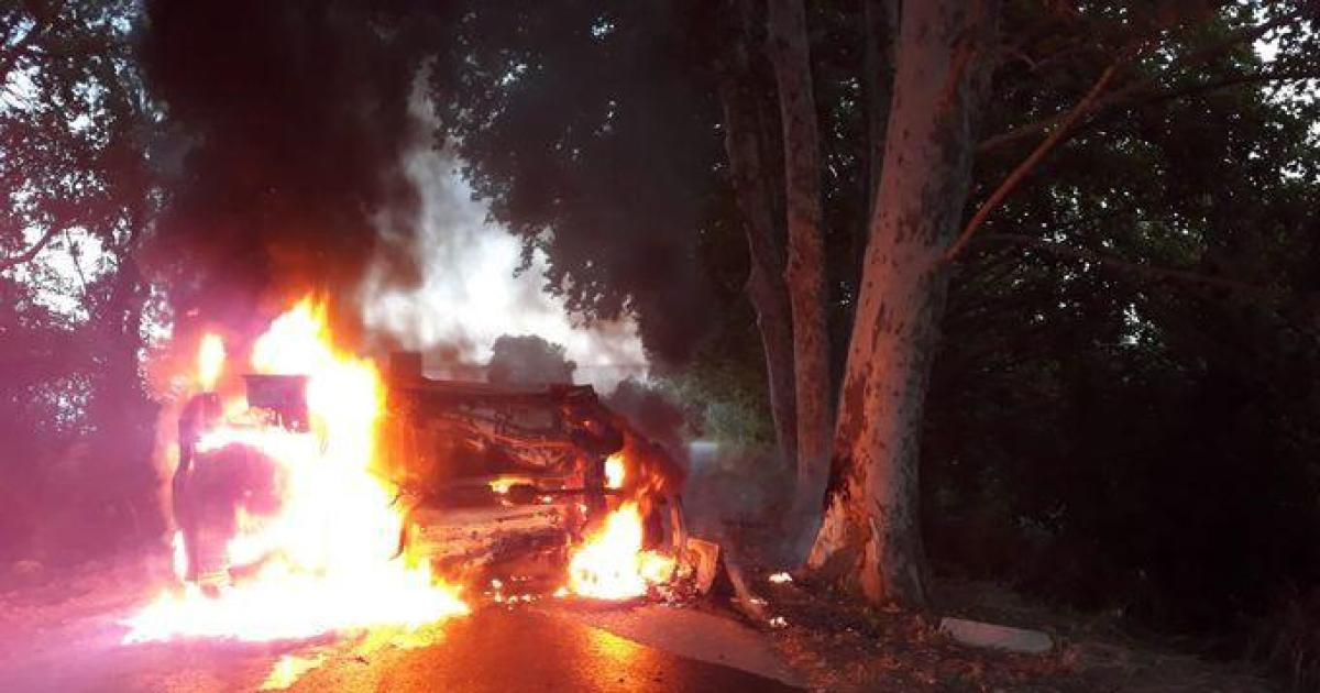 Se Accidenta Con Un Coche Que Acaba Quemando Cuando Conduc A Bebido Y