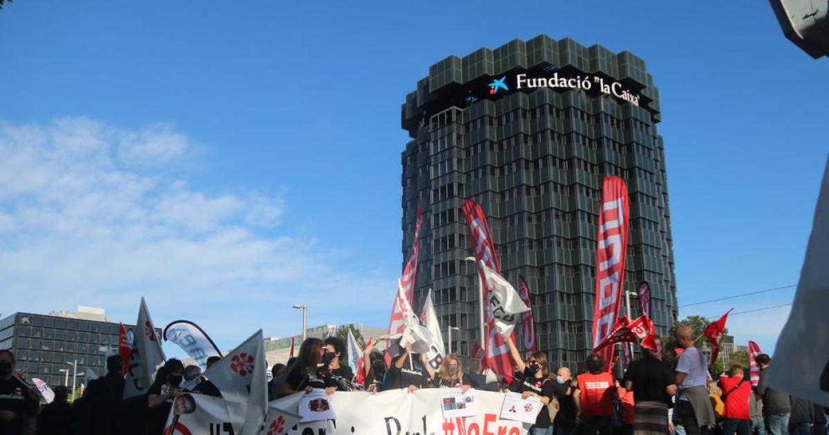 Caixabank Mejora Las Condiciones Del Ere Y Ahora Ofrece Prejubilaciones