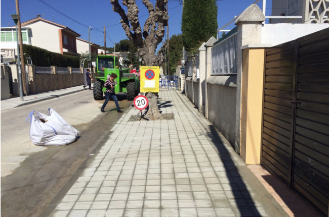 Calafell adjudica les obres del primer pla de reparació de voreres