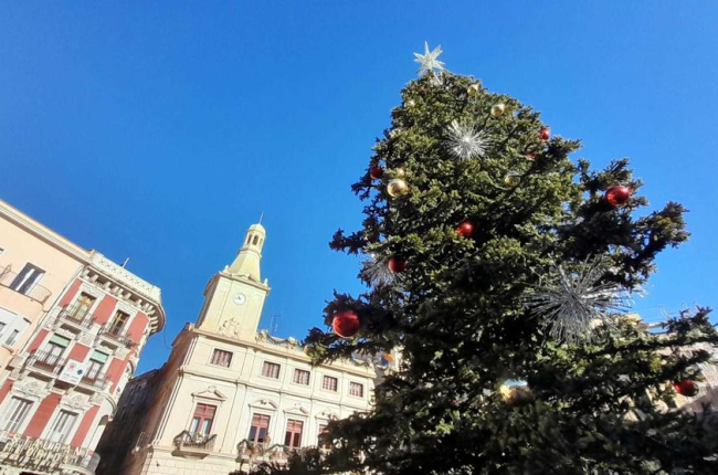 Tot A Punt Per A L Inici De La Campanya De Nadal A Reus