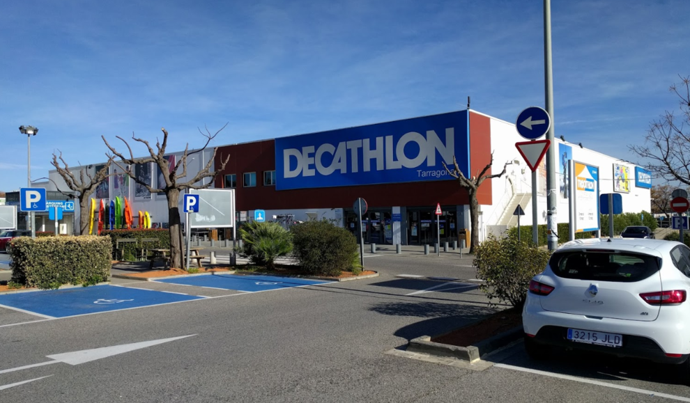 Detinguts Dos Menors Per Robar En Un Decathlon De Tarragona I Agredir