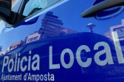 Imagen de un vehículo de la Policía Local de Amposta.