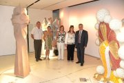 Montse Porter, amb l'actual alcalde de Salou, Pere Granados, en una visita al Centre Gaudí de Reus quan encara era regidora al 2010.