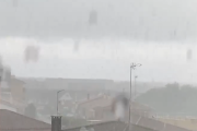 Vídeo de la pluja caient sobre El Vendrell aquest diumenge
