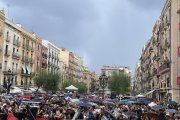 Imatge d'una diada passada suspesa a causa de la pluja.