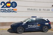 Un cotxe de la Policia Nacional davant d'una de les comissaries del cos en una imatge d'arxiu