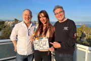 Luis Bermejo i Lara Martorell, protagonistes d’Angi, amb el director Josep Varo.
