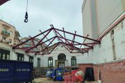 Imatge de les obres del Mercat de la Vila, amb la coberta desmuntada