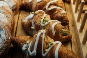 Imagen de croissants de la cafetería SantaGloria.