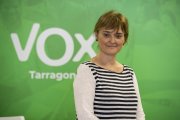 La portaveu del grup municipal de Vox, Judit Gómez, a la nova seu del partit a Tarragona.