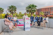 Imatge de l’equip de govern municipal durant la roda de premsa que van oferir per fer balanç del primer any de mandat.