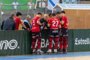 El tècnic del Reus Deportiu, Jordi Garcia, donant instruccions als seus jugadors durant el darrer Liceo-Reus de l’OK Lliga.