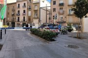 Patrulles dels Mossos d'Esquadra al lloc de l'apunyalament mortal d'un home a Reus.