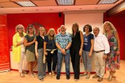 Fotografia de grup de la junta directiva. Al centre, Víctor Perales, el nou president.