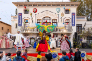 Espectacle final de la Desfilada de Carnaval a PortAventura World.