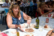 La fideuada ha estat un dels actes estrella de la festa del barri.