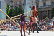 Un dels espectacles més multitudinaris de la jornada de dissabte del Trapezi ha estat l'exhibició acrobàtica de la companyia Circ Bové, amb la funció 'Vincles'