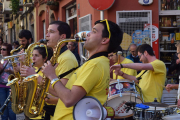 Barrets de palla, barrilets al coll i l'Amparito Roca: Santa Tecla a l'abril