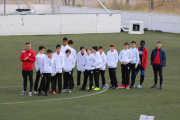 Tots els equips del futbol base i el primer conjunt van desfilar per la gespa del municipal.