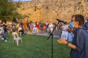 L'Ajuntament fa un reconeixement a la Perpetuadora Àngels Cantos en una jornada que finalitza amb el concert de Manel