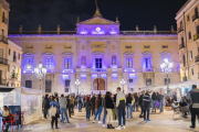 Concentració contra la violencia masclista a la paça de la Font a Tarragona.