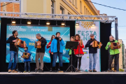 La plaça Corsini ha acollit el dissabte 18 la Festa de la Neu, una jornada lúdica, organitzada per Diari Més i Tac 12 amb la col·laboració del Patronat de Turisme de Lleida-Ara Lleida i Ferrocarrils de la Generalitat de Catalunya. L'esdeveniment ha presentat les novetats de les estacions d'esquí del Pirineu lleidatà per a la temporada 2020.