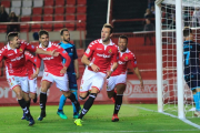 Victòria balsàmica i agònica del Nàstic contra l'Albacete gràcies a un gol de Sadik de penal en el 93'