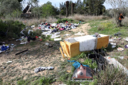 Abocador al camí del Llorito