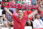 El Nàstic derrota al Girona (3-1) i surt del descens