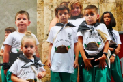 Versió infantil de la Despertada de la Cucafera amb la Cucafera Petita a les festes del Barri del Port de Tarragona