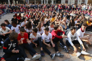 Centenars de petits i grans van participar ahir en exhibicions de balls en el marc d'aquesta jornada