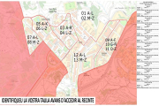 Paneles informativos para facilitar a los electores reconocer la mesa que le toca votar en los diferentes puntos electorales distribuidos por toda Tarragona