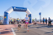 Els participants juntament amb els seus acompanyants canins han participat en una cursa que ha tornat a la presencialitat després d'un any amb realització virtual a causa de la pandèmia de la covid-19.