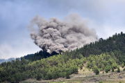 Una erupció volcànica va començar durant la tarda de diumenge als voltants de Las Manchas, a El Paso a l'illa de La Palma de Canàries