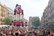 Una imagen de la actuación de los grupos extranjeros en la plaza de la Font.