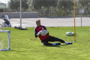 Manolo Reina, entrenant al Complex Esportiu Futbol Salou.