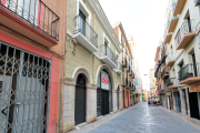 Incendi en un habitatge del carrer Santa Teresa de Reus