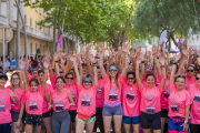 Els carrers de Reus s'omplen de color rosa amb la Cursa de la Dona