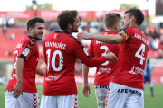 Els jugadors, celebrant el gol de Muñiz.