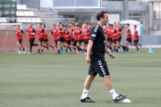 Rodri, durant un entrenament amb el CF Pobla de Mafumet. Ara, li toca ajudar al primer equip del Nàstic.