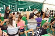 Imatge d'arxiu d'una anterior edició de la fira del llibre ebrenc.