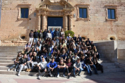 Fotografía de familia de la visita al Ayuntamiento.