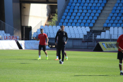 Luis Miguel Ramis, durant l'entrenament d'ahir al matí a Almeria, que es va realitzar a porta tancada.