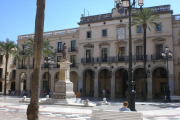 Imatge de la plaça de la Vila de Vilanova i la Geltrú