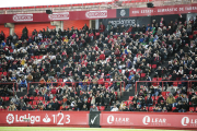 Afició del Nou Estadi.