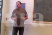 Captura de pantalla del vídeo que ha publicat el diari Ara amb Oriol Junqueras impartint classes.