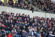 Imatge d'arxiu del públic situat a Tribuna Baixa a l'Estadi Municipal.