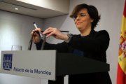 La vicepresidenta del govern espanyol, Soraya Sáenz de Santamaría, anunciant que inicien els tràmits per impugnar la candidatura de Puigdemont.