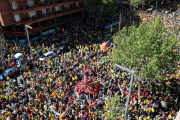 Vista aèria de la manifestació a l'avinguda Parl·lel.